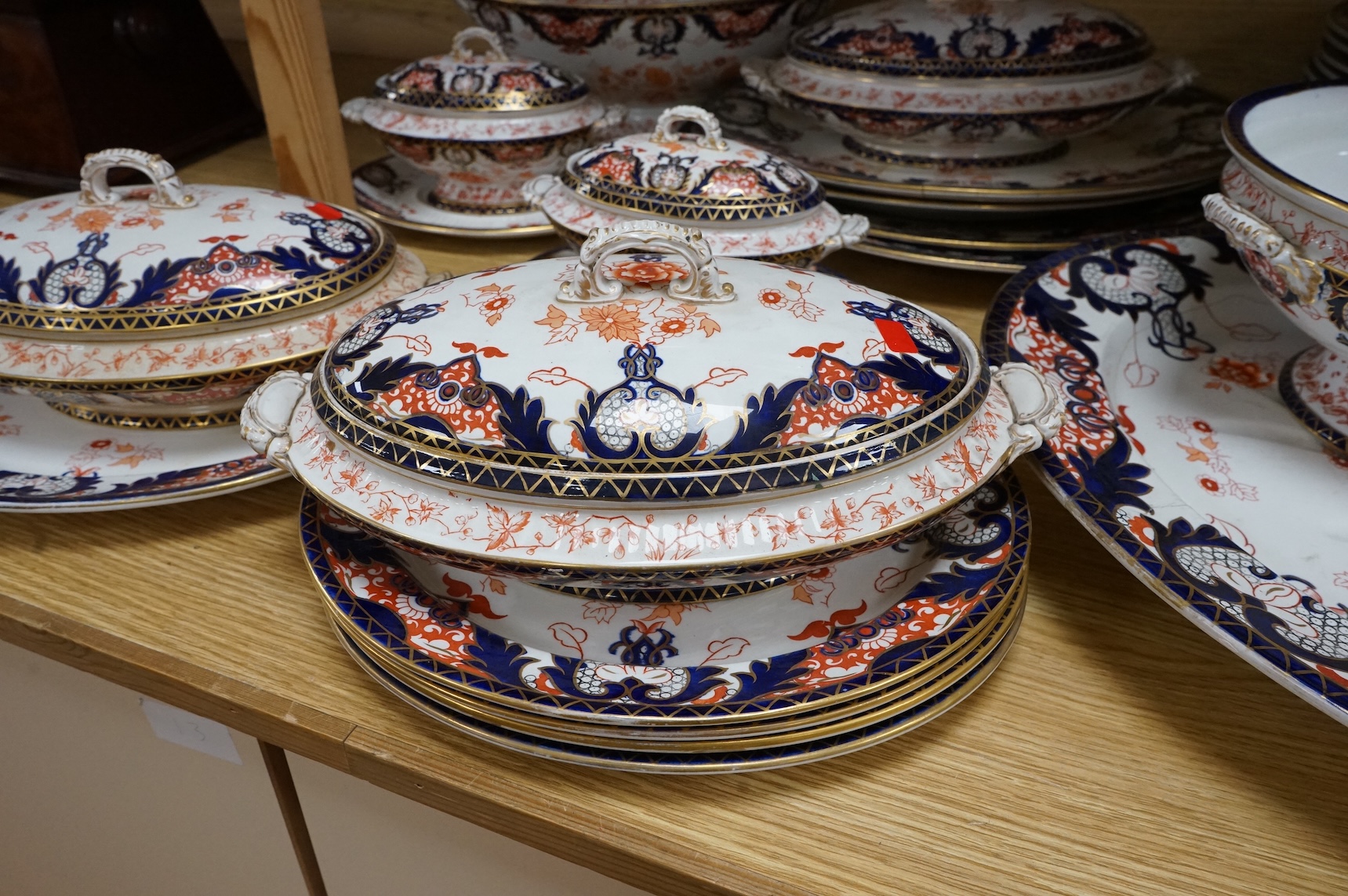 A large Victorian Royal Crown Derby pottery dinner service